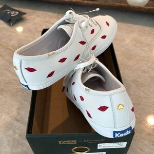 Kate Spade DARLING Tennis Shoes!